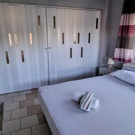 Marie Holiday home *